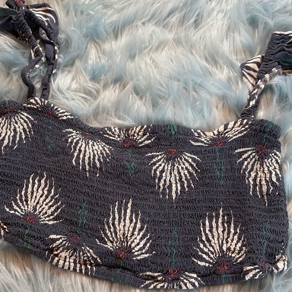 Lulus Trancoso Dusty Blue Floral Print Smocked Bandeau Top sz S - Picture 3 of 8